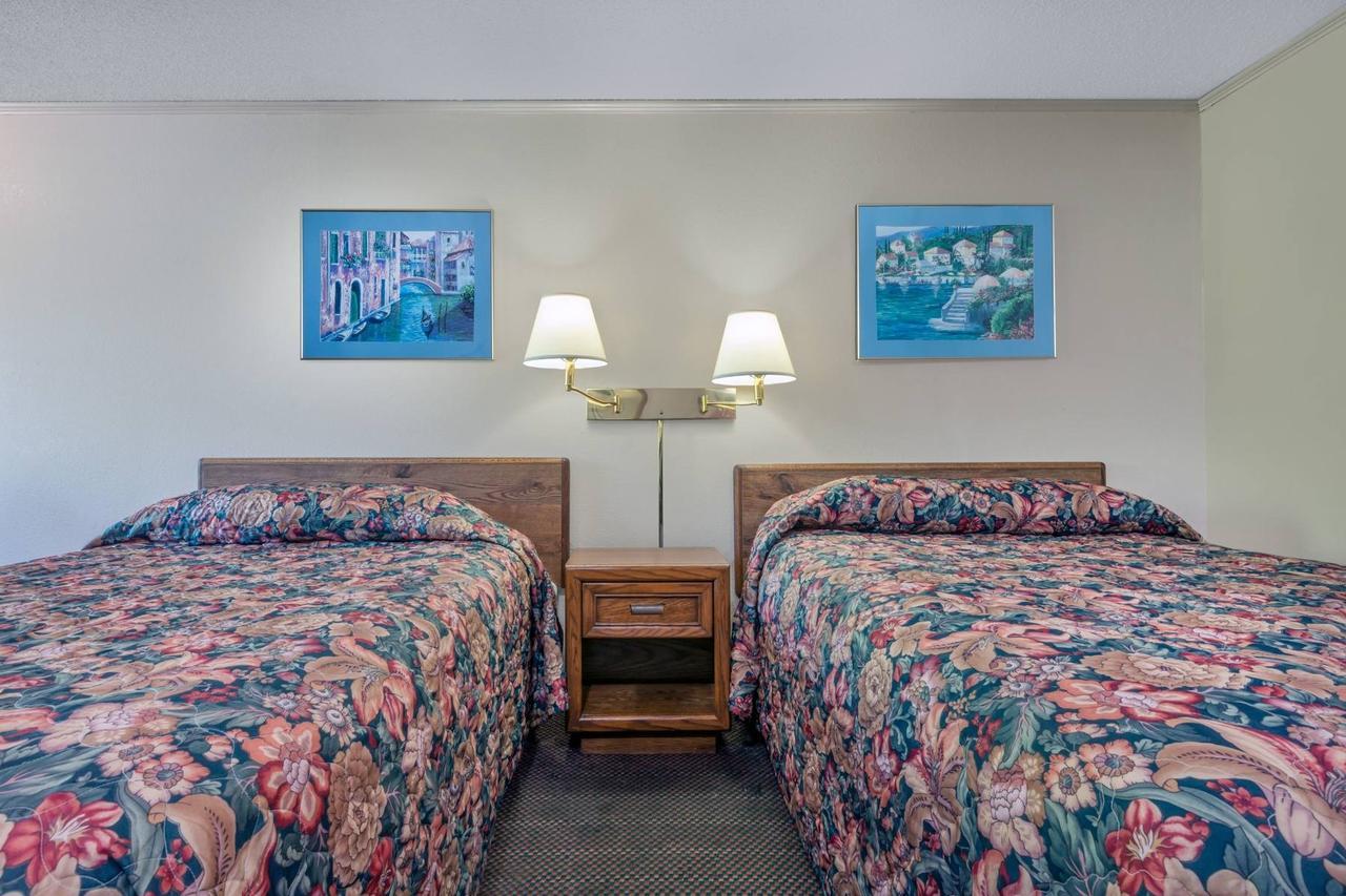 Knights Inn Columbus/Franklinton Luaran gambar